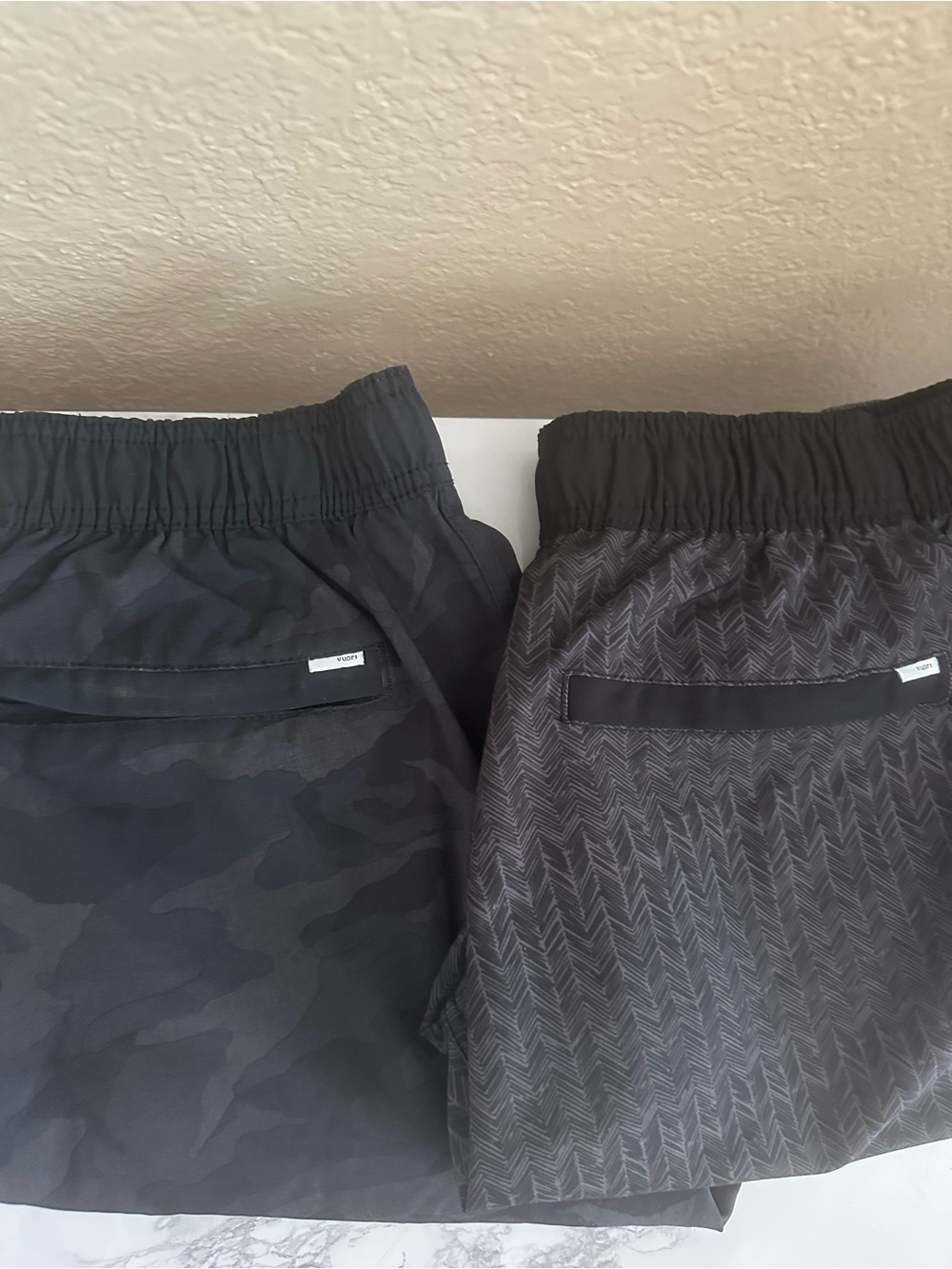 Vuori Performance Stretch shorts Bundle   M